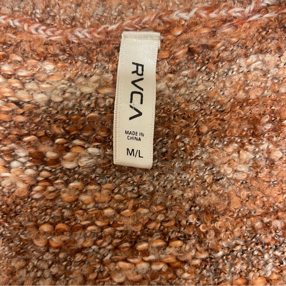 Sweater - Picture 3 of 3